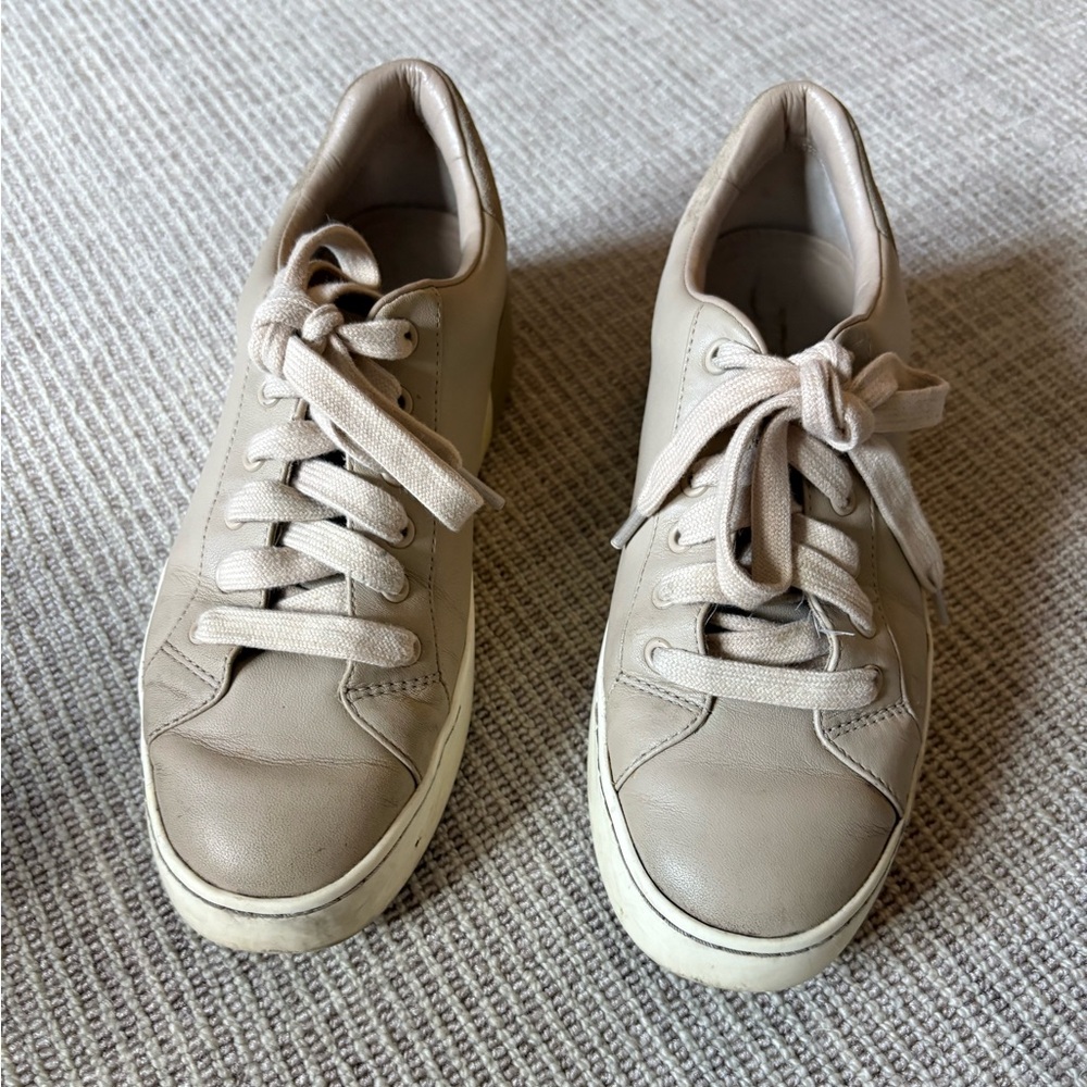Vince Leather Lace-Up Sneakers Beige Cream Size 6 Minimalist Luxury